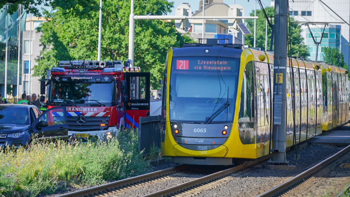 Voetganger komt om in Utrecht, aangereden door tram