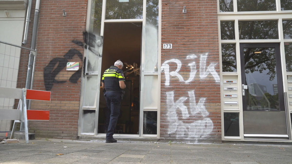 COC Rotterdam beklad met homofobe leuzen