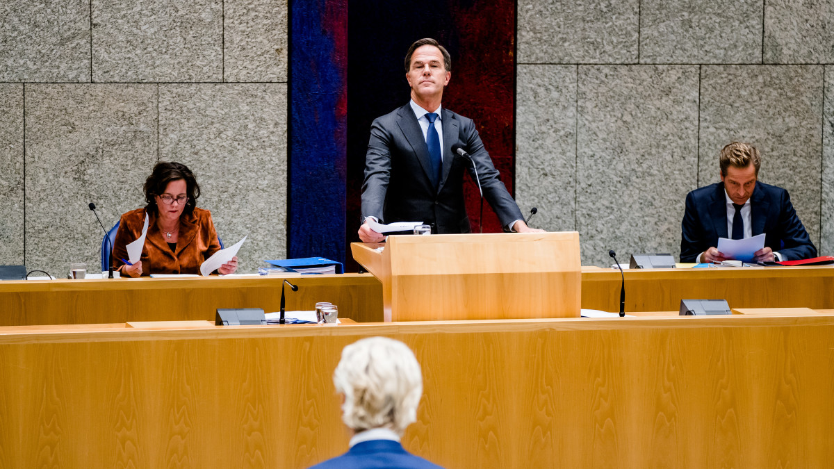 Rutte en De Jonge moeten zich verantwoorden tegenover Kamer over verlengen harde lockdown