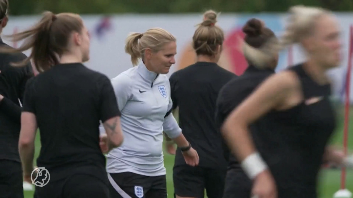 Engeland raakt niet uitgepraat over Sarina Wiegman, maar deze club is nóg trotser