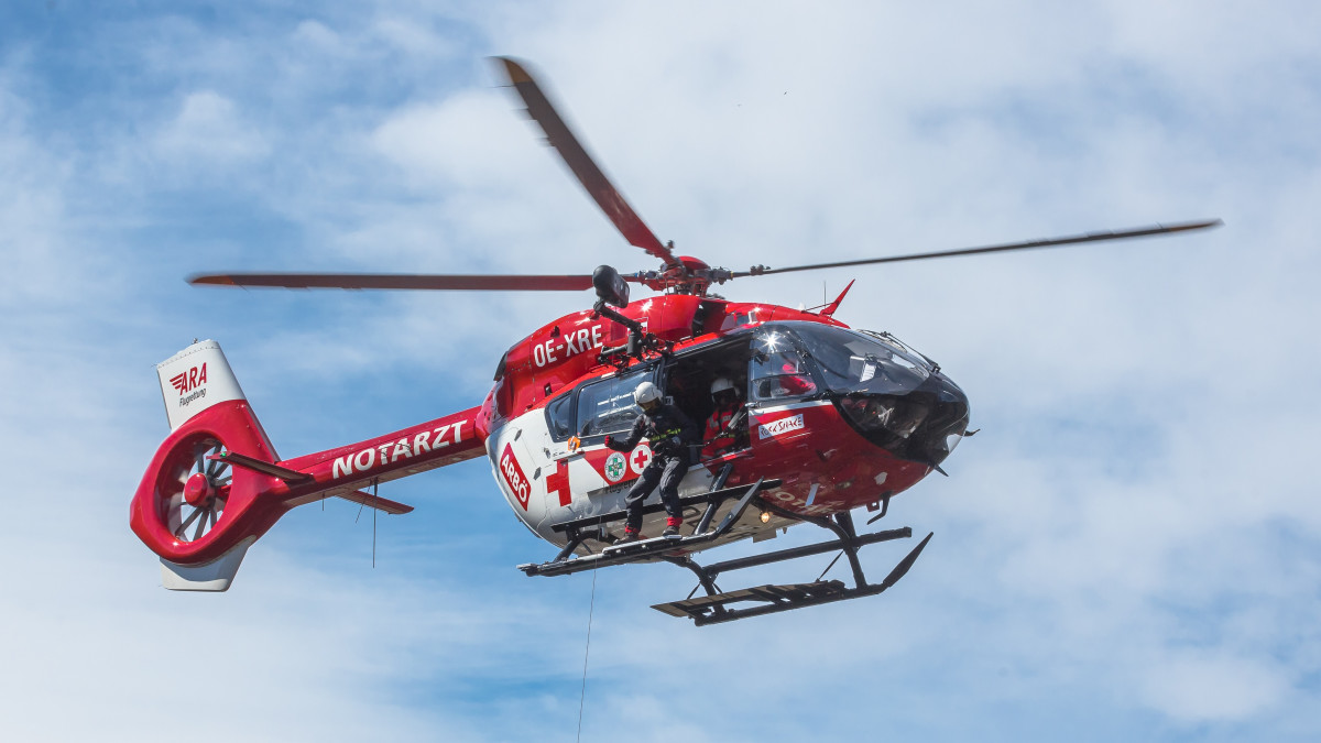 Reddingshelikopter RK2 in Tirol. Foto: DRF Luftrettung