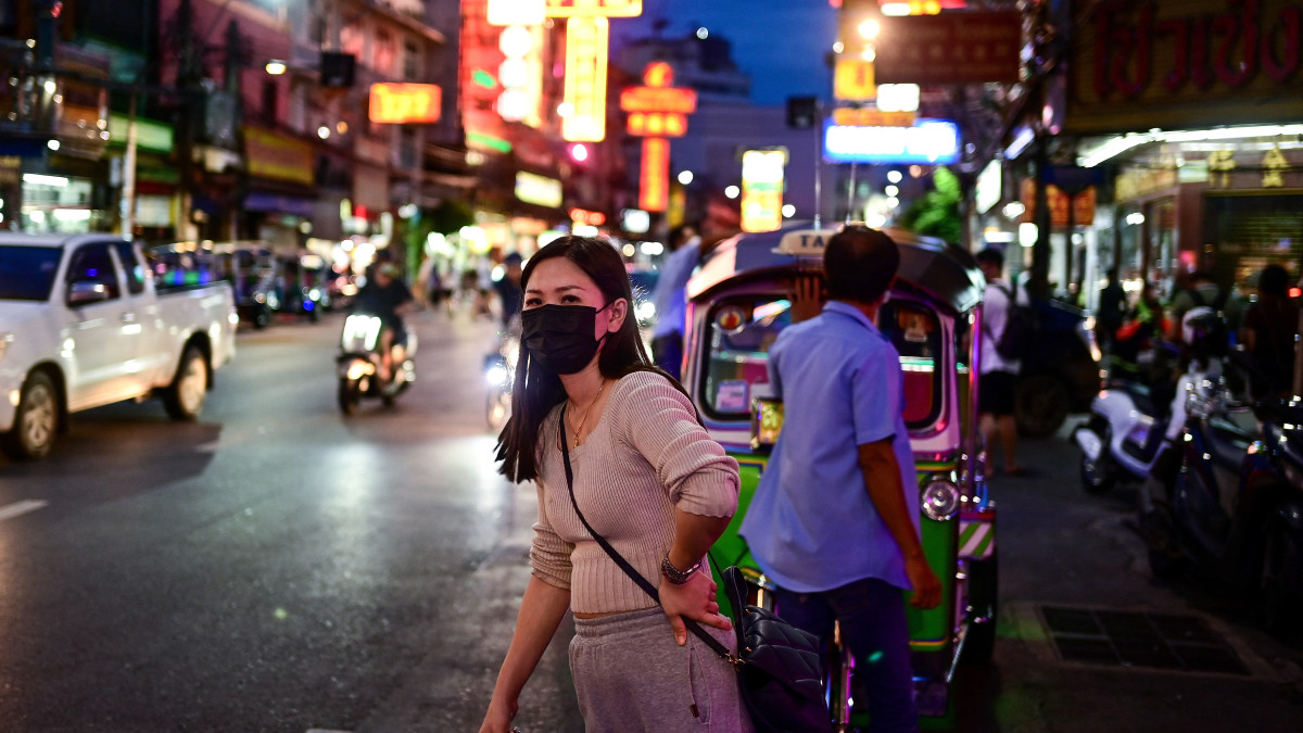 Een straat in Bangkok - foto ANP